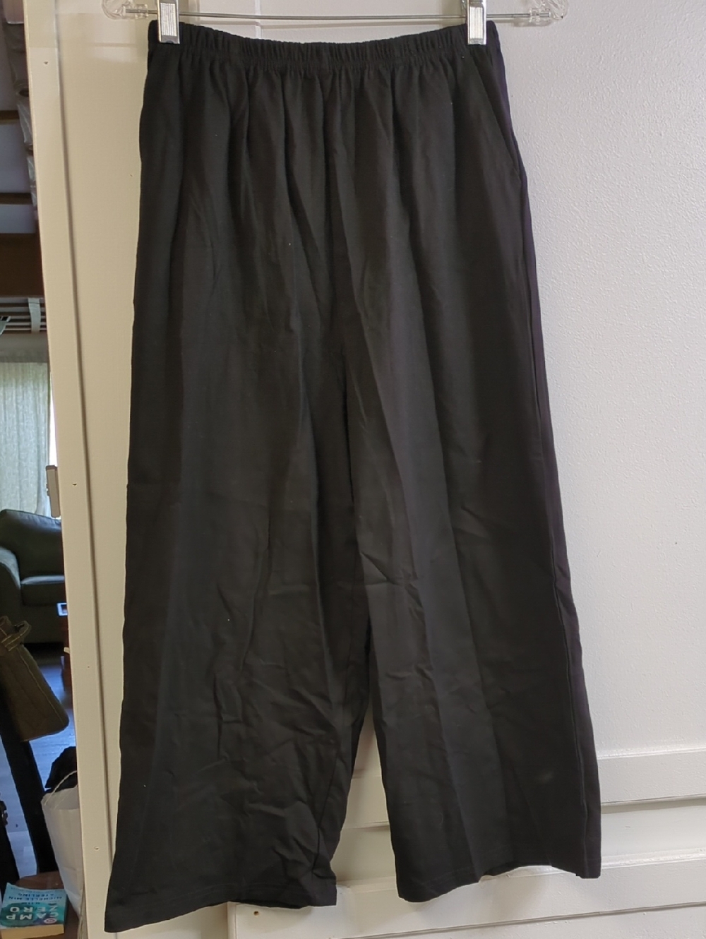 Black Wide-Leg Women’s Pants